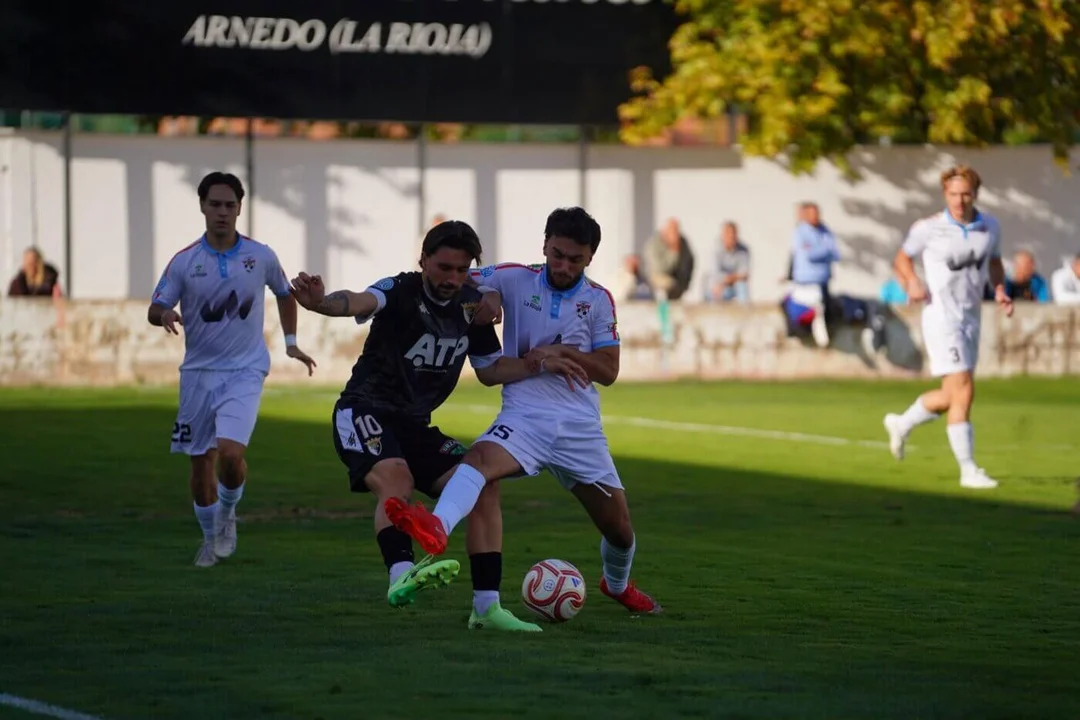 Partido de fútbol: CD Arnedo vs Calamocha